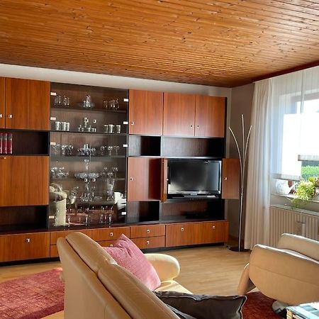 Ferienwohnung Leuchtbergblick Mit Terrasse Und Pkw Stellplatz Eschwege Ngoại thất bức ảnh